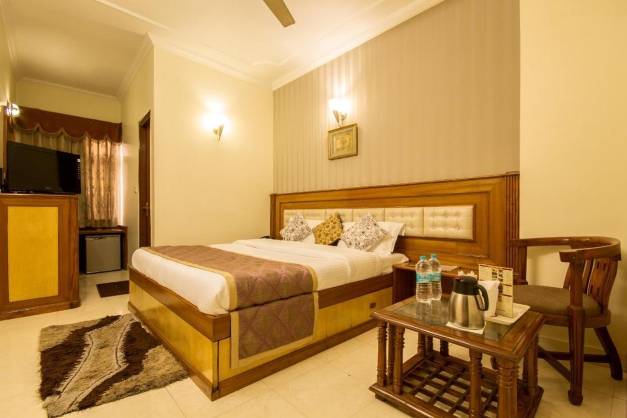 The Aster Karol Bagh Homely Atmosphere Νέο Δελχί Εξωτερικό φωτογραφία